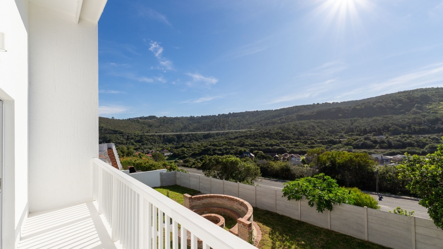 3 Bedroom Property for Sale in Hersham Western Cape
